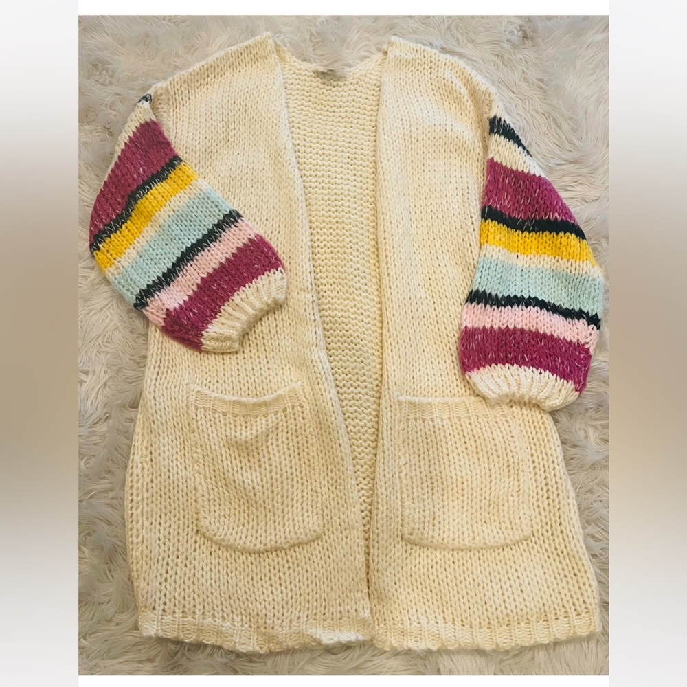 Cream bubble sleeve cardigan New Size medium - Picture 5 of 7